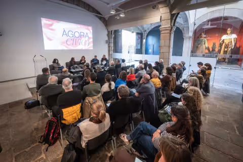 agora civica